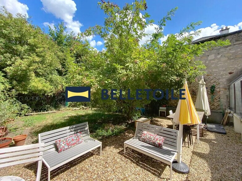 Office in Créteil for lease - Building Photo - Image 2 of 11