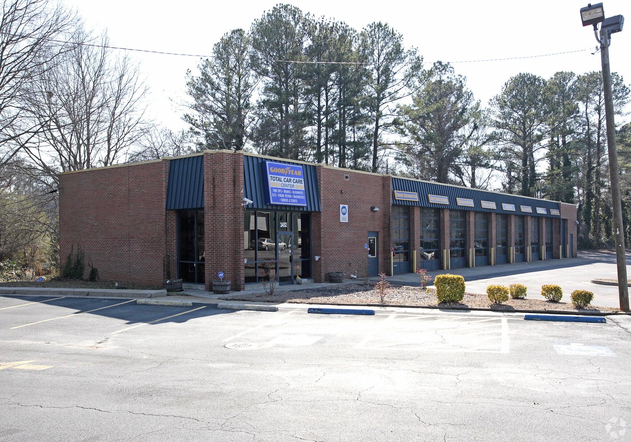 3452 South Cobb Dr, Smyrna, GA for sale Primary Photo- Image 1 of 1