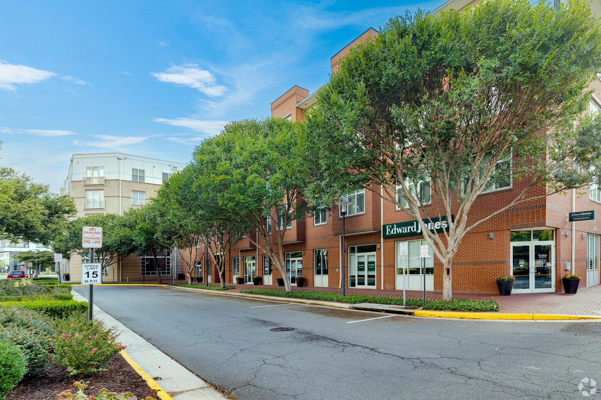 2323 Dulles Station Blvd, Herndon, VA 20171 The Mark at Dulles Station