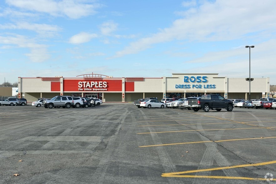 4000 Riverdale Rd, Ogden, UT for lease - Building Photo - Image 3 of 20