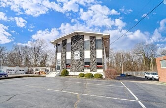 5125 N Dixie Dr, Dayton, OH for lease Interior Photo- Image 1 of 8