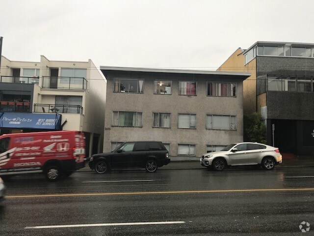 2629 W 4th Ave, Vancouver, BC for sale - Primary Photo - Image 1 of 1