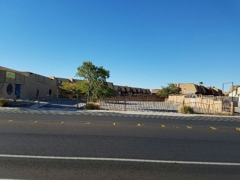 5040 Edna Ave, Las Vegas, NV for lease - Building Photo - Image 2 of 69