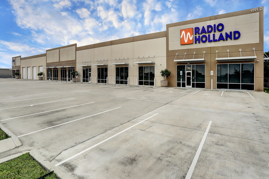 9191 Gulf Fwy, Houston, TX for lease - Building Photo - Image 1 of 5