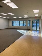 4200-4250 Park Glen Rd, Saint Louis Park, MN for lease Interior Photo- Image 2 of 4