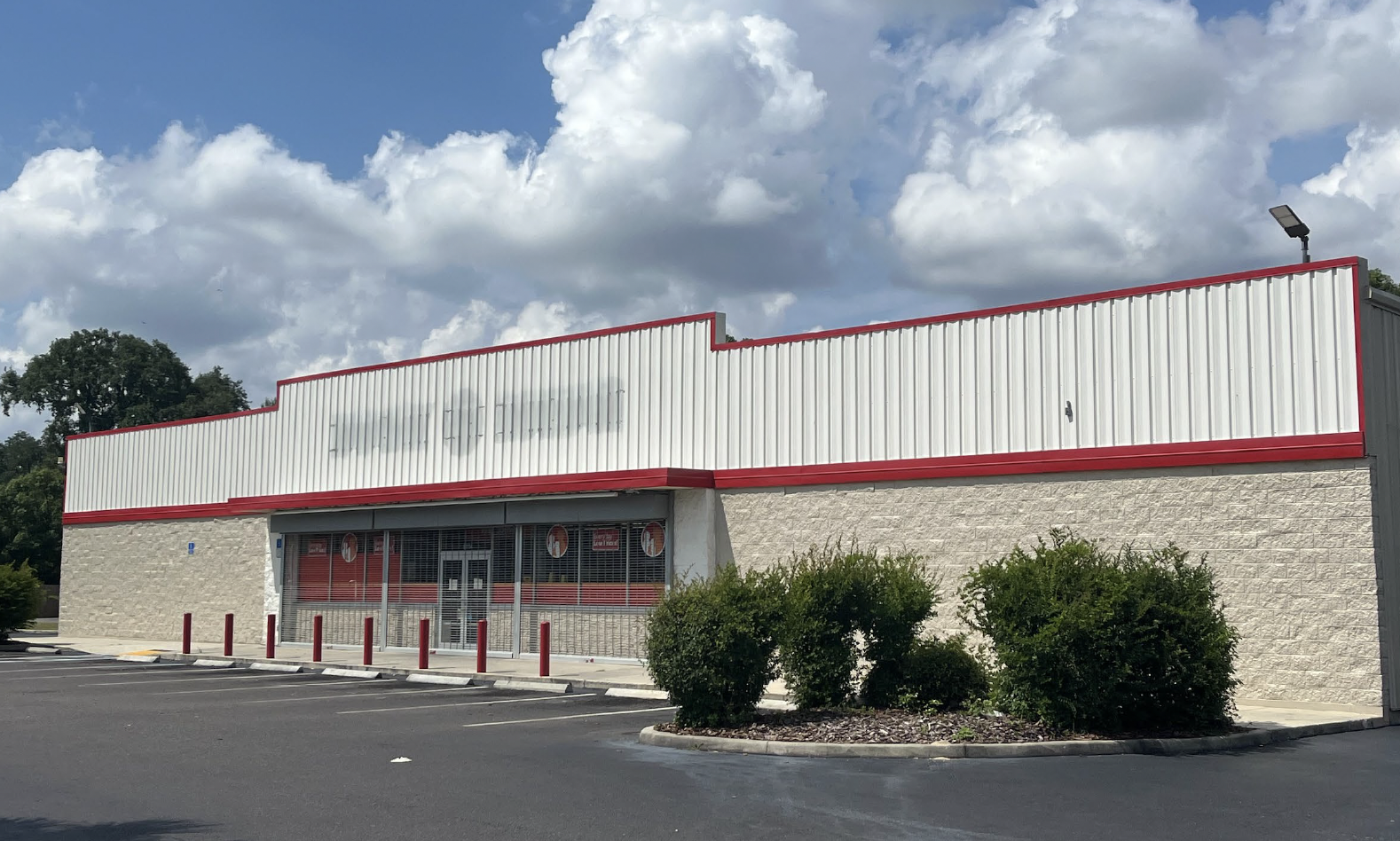 9114 Lem Turner Rd, Jacksonville, FL for lease Building Photo- Image 1 of 9