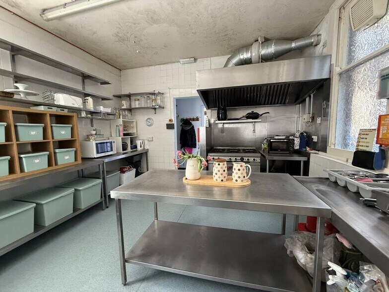 1 High St, Auchterarder for sale - Building Photo - Image 3 of 13