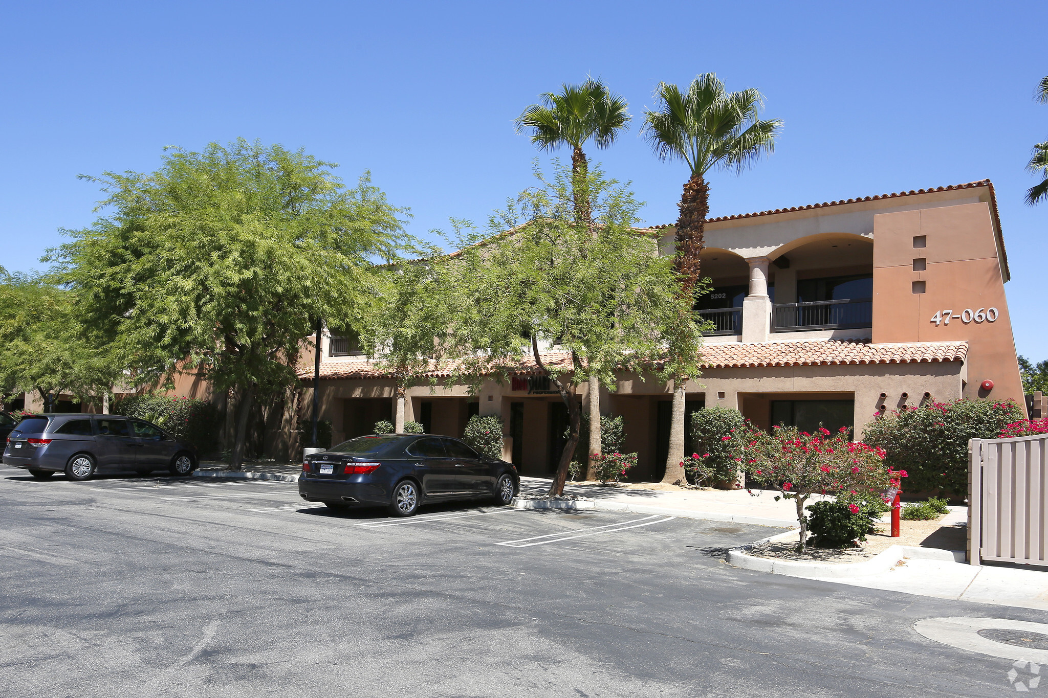 La Quinta Professional Plaza - La Quinta, CA for Sale | LoopNet