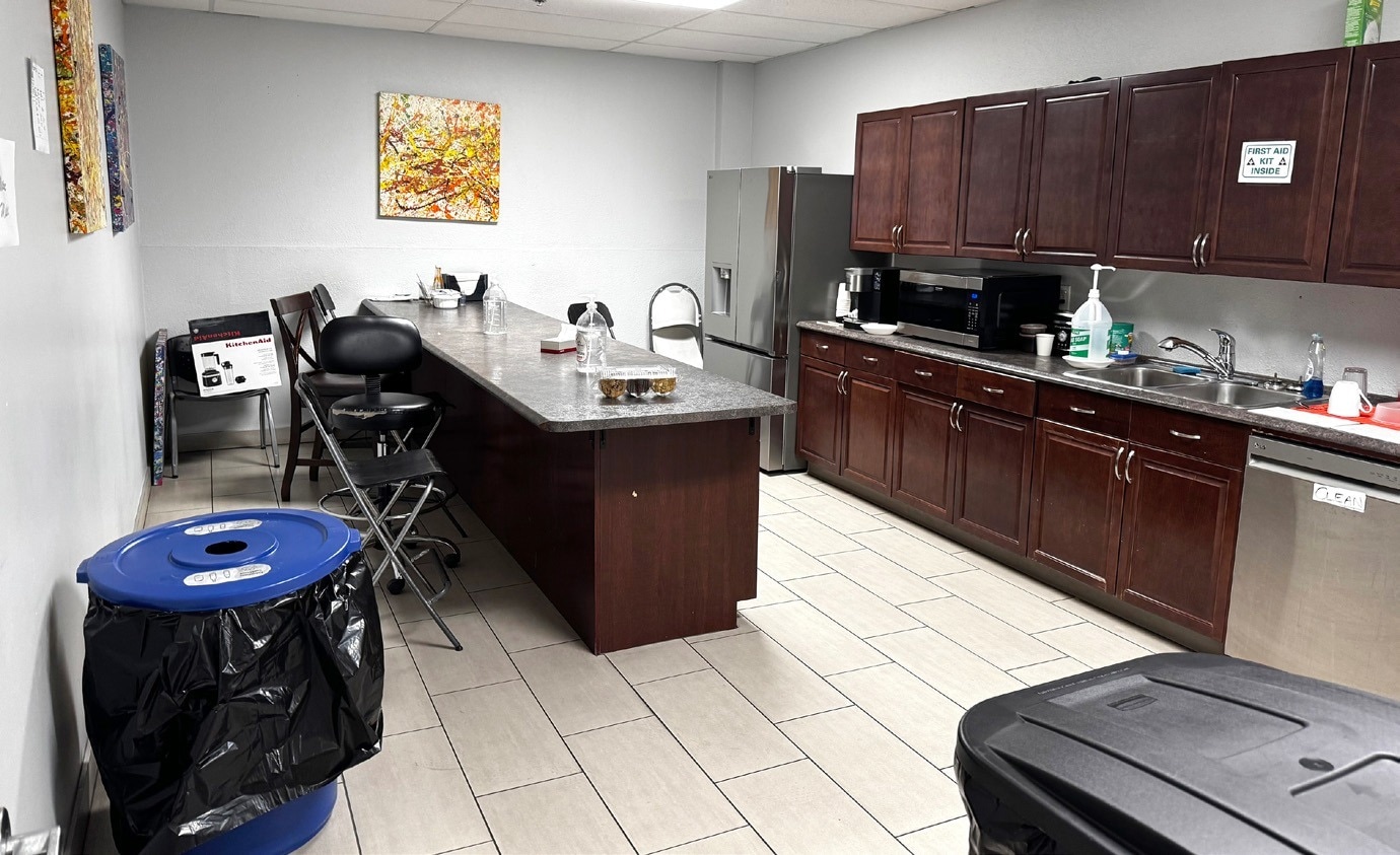 8000-8010 Winston St, Burnaby, BC for lease Interior Photo- Image 1 of 4