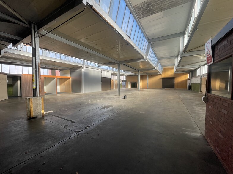 Tonbridge Rd, Romford for lease - Building Photo - Image 3 of 50