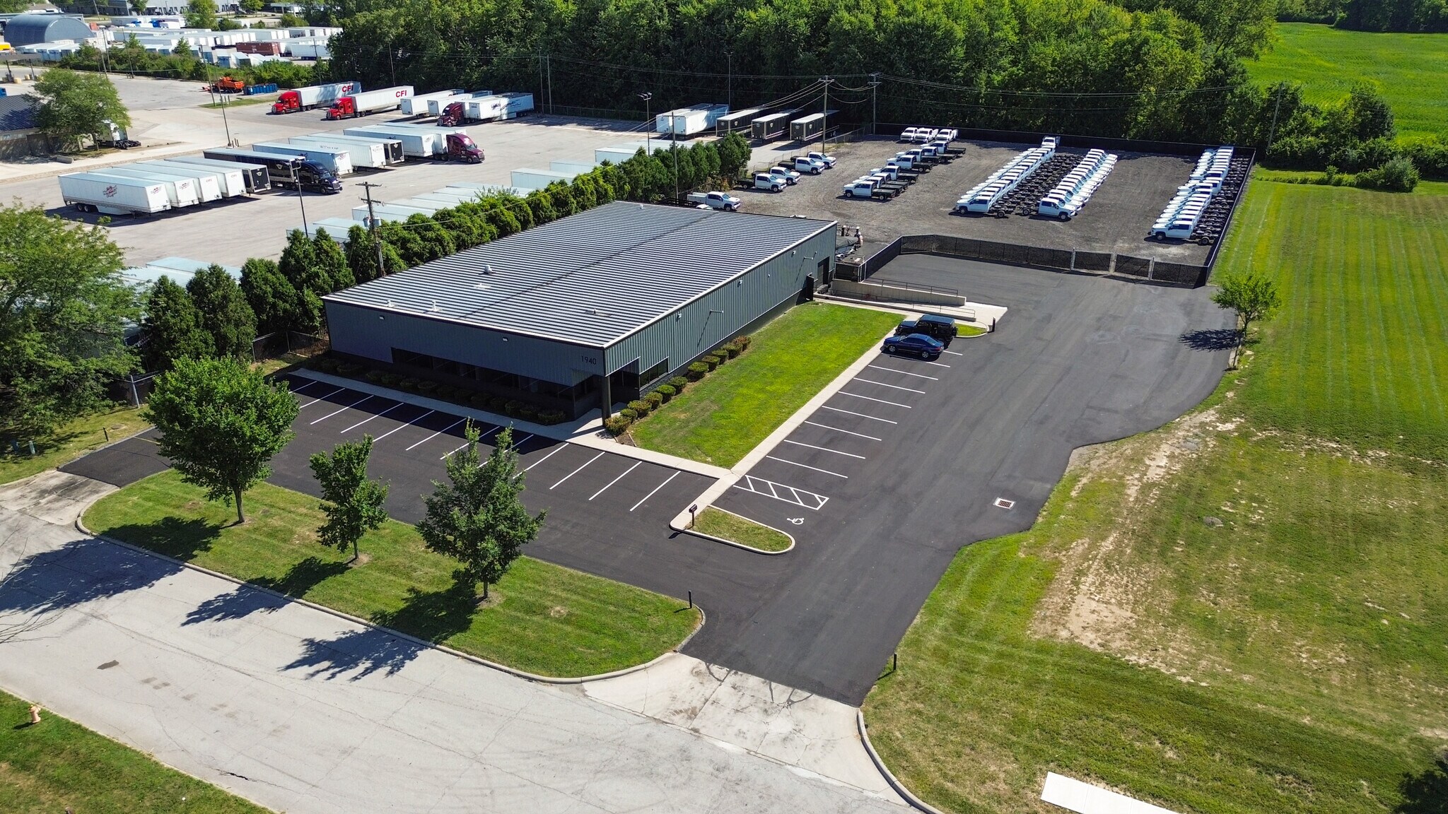 1940 Lone Eagle St, Columbus, OH for lease Building Photo- Image 1 of 19