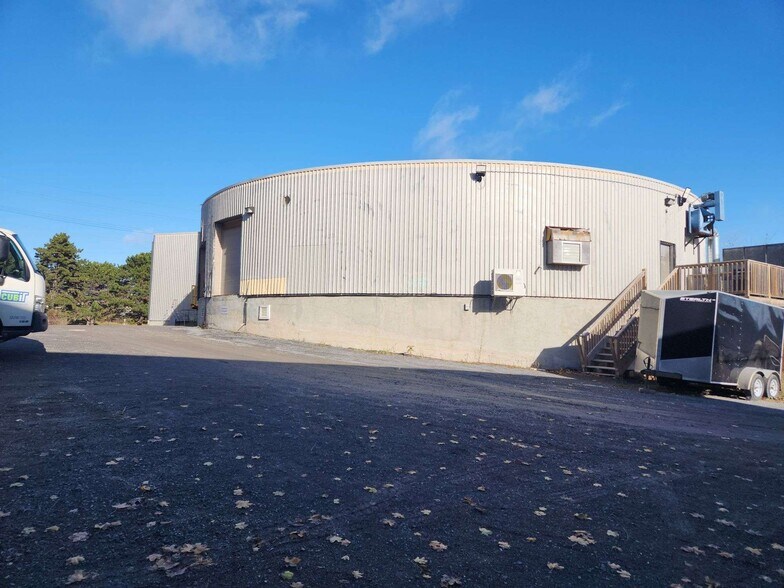 176 Railway St, Kingston, ON for lease - Building Photo - Image 2 of 3