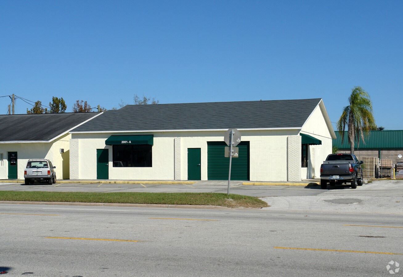 2001 N Orange Blossom Trl, Orlando, FL 32804