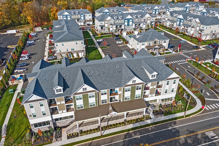 1 Housel Cir, Hillsborough, NJ for lease - Building Photo - Image 3 of 33