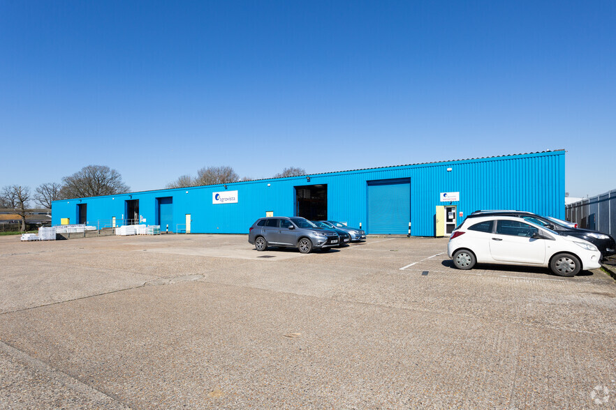 Bircholt Rd, Maidstone for lease - Primary Photo - Image 1 of 1