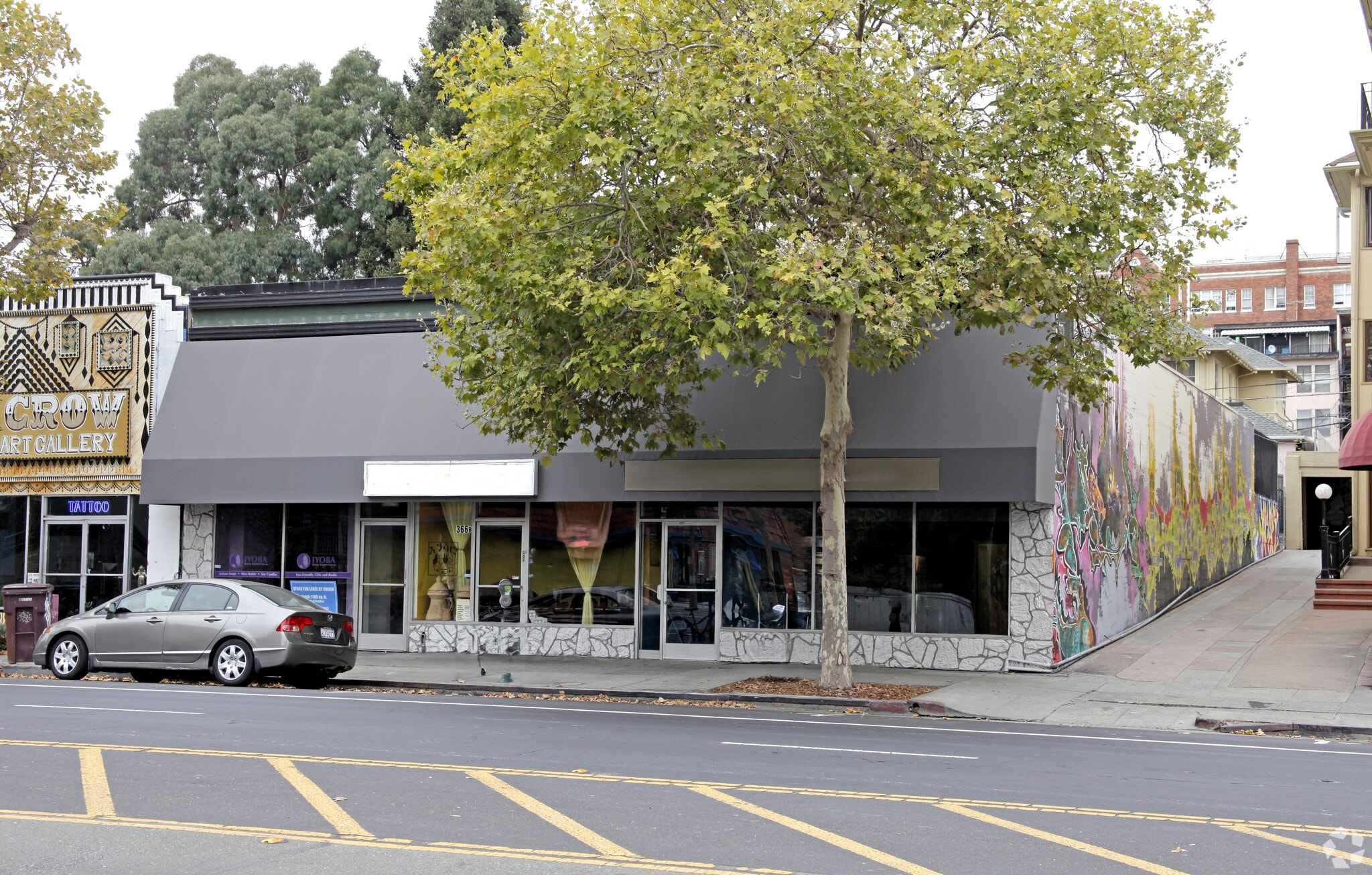 364-366 Grand Ave, Oakland, CA for lease Interior Photo- Image 1 of 11