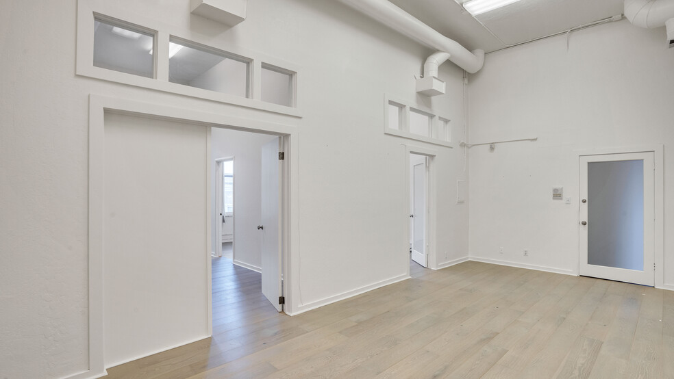 2758-2764 Octavia St, San Francisco, CA for lease - Interior Photo - Image 3 of 6