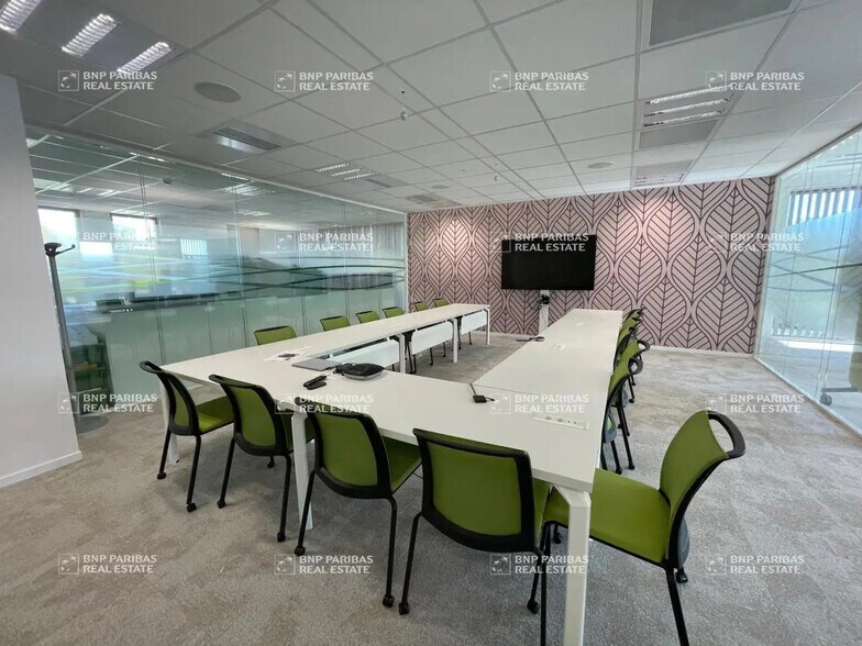 78 Rue Nicolas Appert, Lezennes for lease - Building Photo - Image 3 of 19