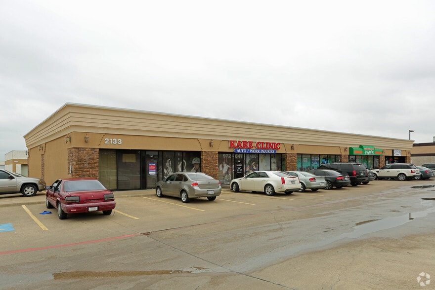 2133 Great Southwest Pky, Grand Prairie, TX for lease - Building Photo - Image 1 of 17