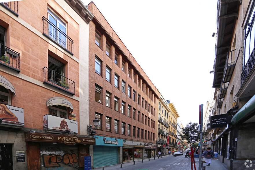 Office in Madrid, MAD for sale - Primary Photo - Image 1 of 2