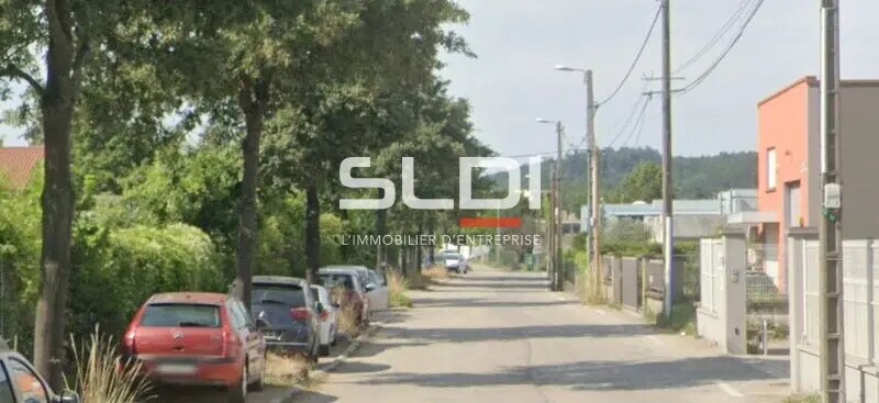 Flex in Brignais for lease - Building Photo - Image 2 of 2