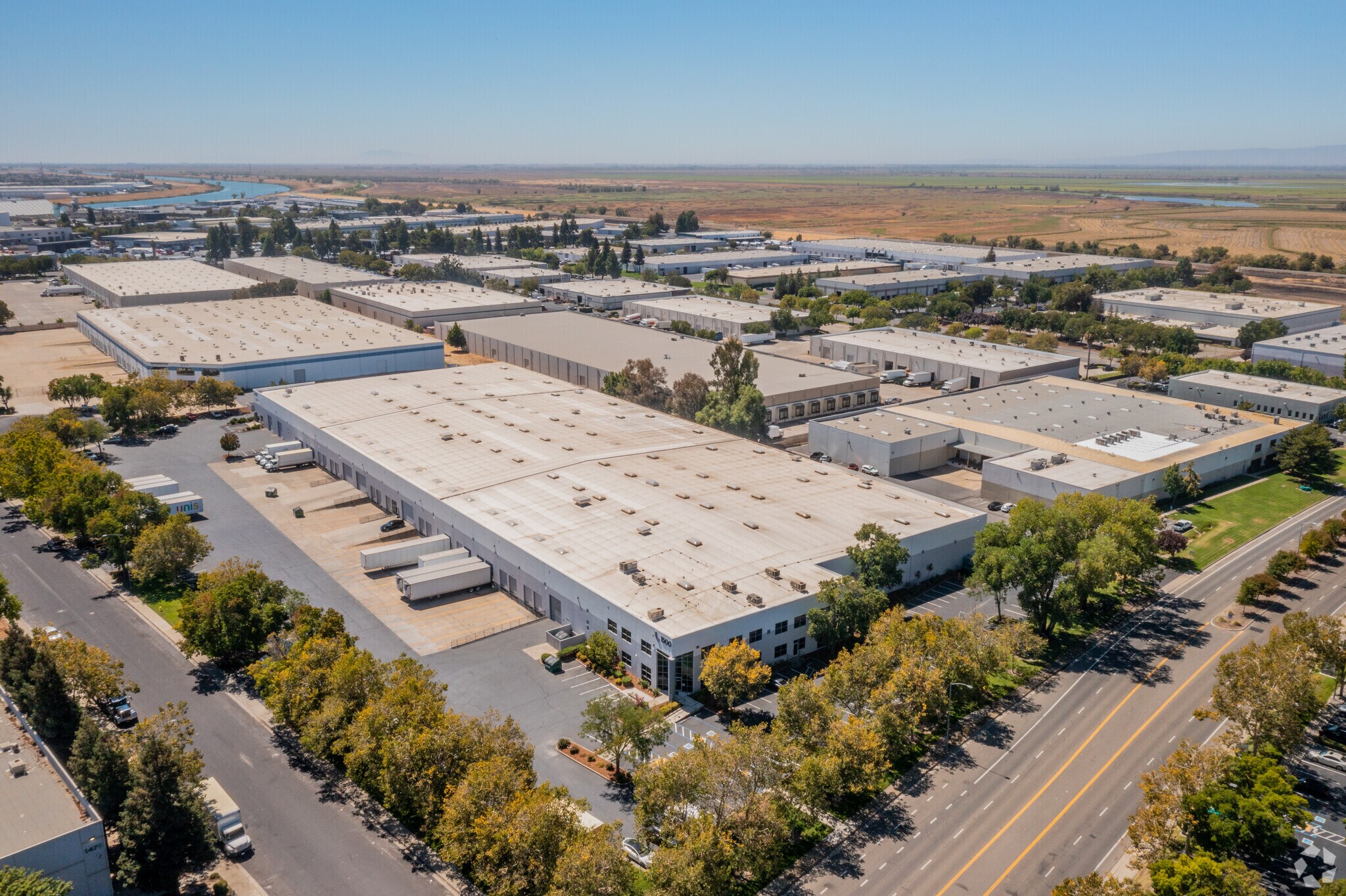 1500 Overland Ct, West Sacramento, CA 95691 Cubework Sacramento