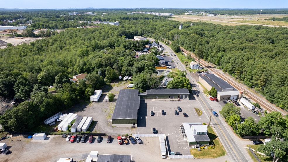 678 Adams St, Abington, MA for lease - Building Photo - Image 3 of 16