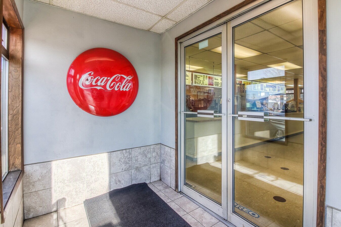 813 W Wine Country Rd, Grandview, WA 98930