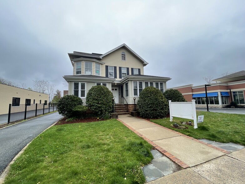 25 N Fullerton Ave, Montclair, NJ for lease - Building Photo - Image 2 of 20