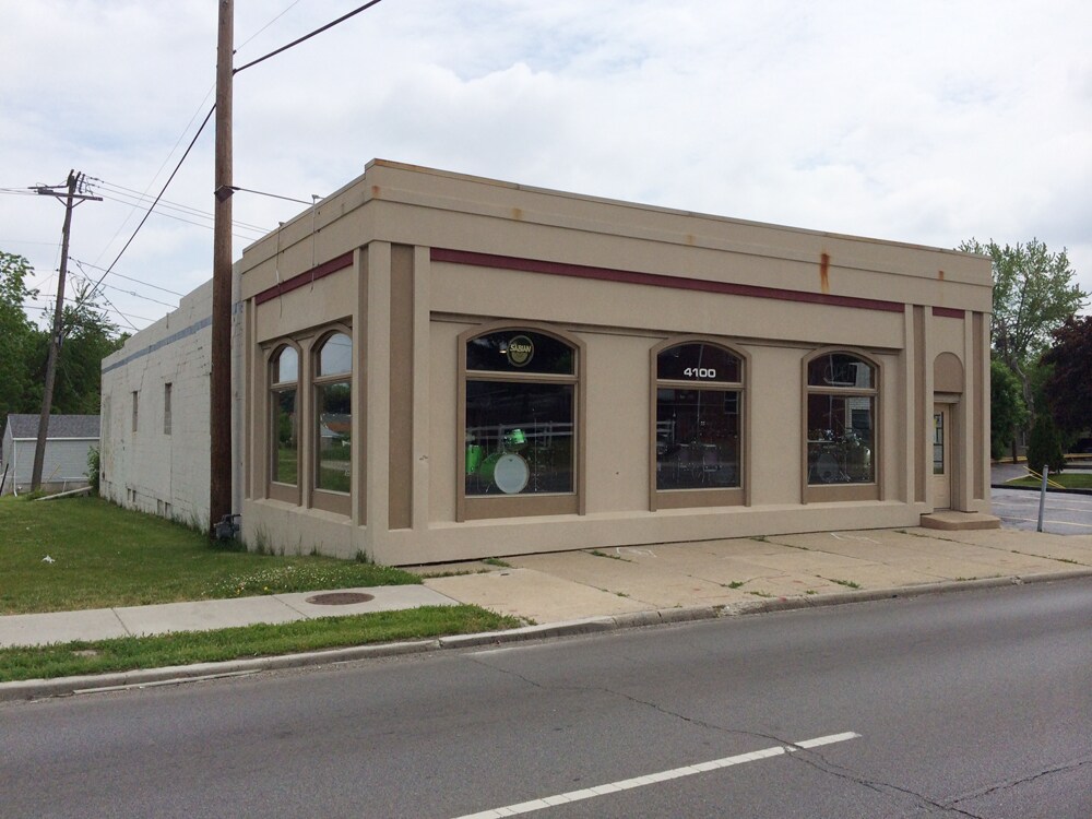 4098-4100 Monroe St, Toledo, OH for sale Building Photo- Image 1 of 1