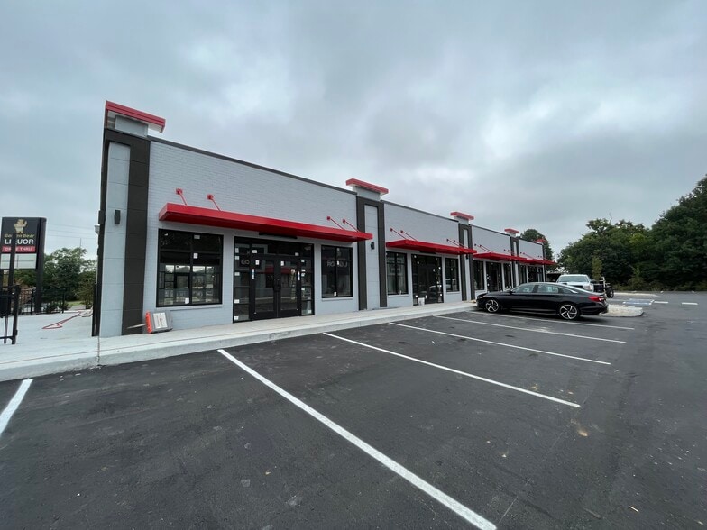 1051 Murfreesboro Rd, Lebanon, TN for lease - Building Photo - Image 1 of 3