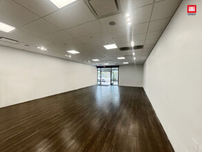 13005-13075 Victory Blvd, North Hollywood, CA for lease Interior Photo- Image 2 of 9