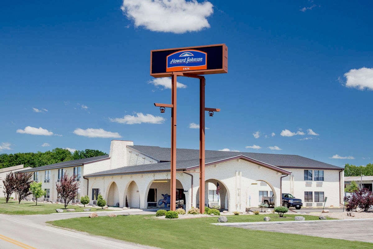 200 N Perkins St, Grand Chute, WI 54914