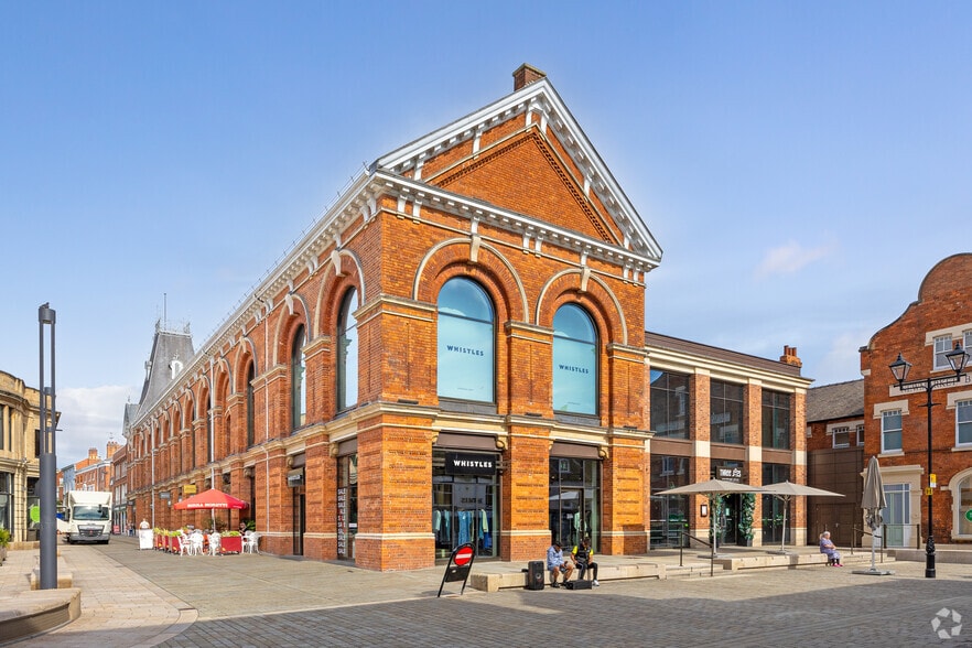 Cornhill, Lincoln for lease - Building Photo - Image 1 of 8