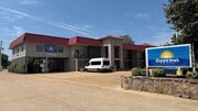 Days Inn by Wyndham Forrest City I-40 - Motel