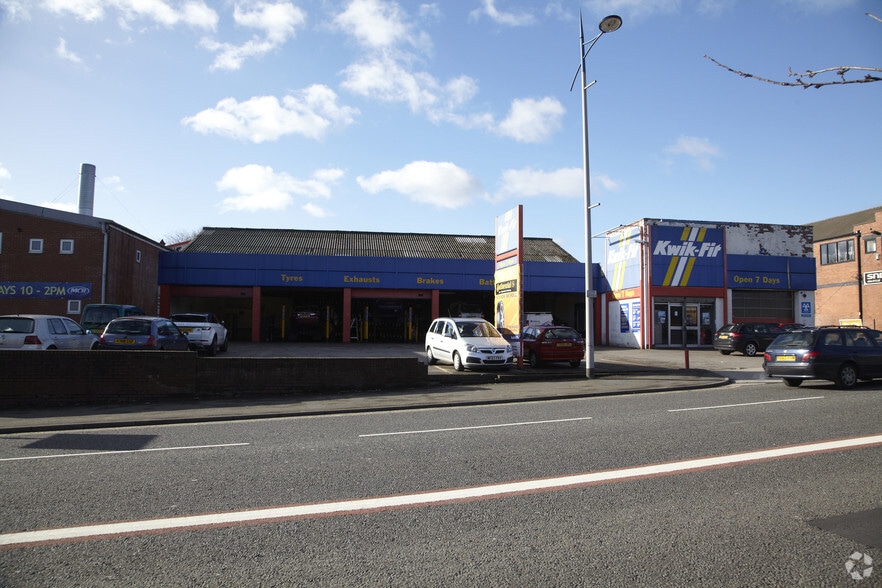 265 Bury New Rd, Manchester for sale - Primary Photo - Image 1 of 1