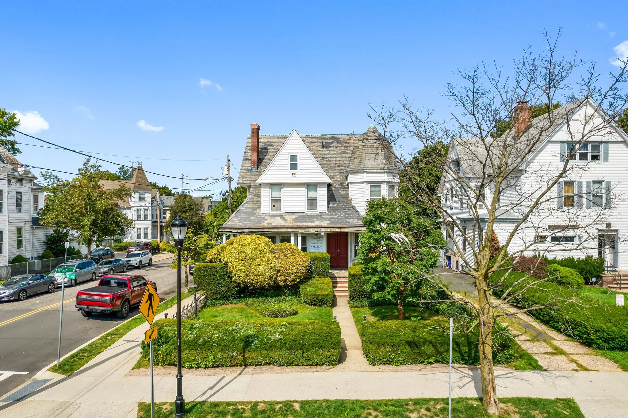 149 Livingston Ave, New Brunswick, NJ 08901 Office for Sale