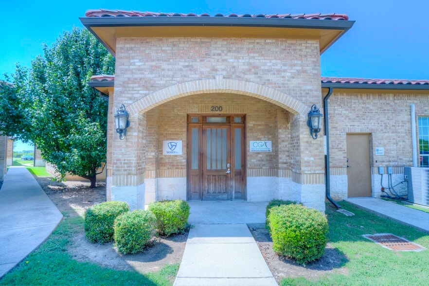 7711 San Jacinto Pl, Plano, TX for lease - Building Photo - Image 1 of 40