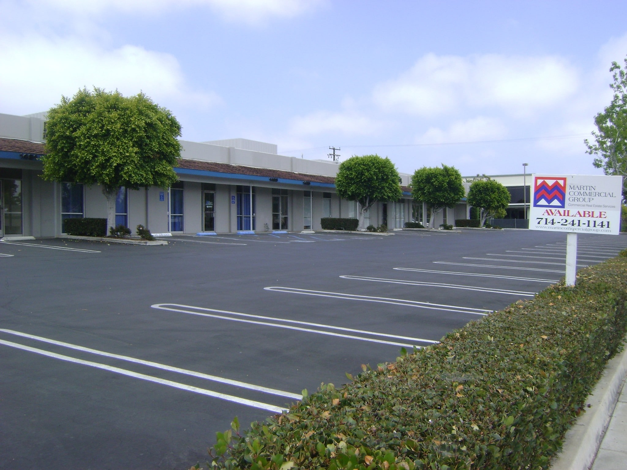 2217-2231 S Grand Ave, Santa Ana, CA for lease Building Photo- Image 1 of 4
