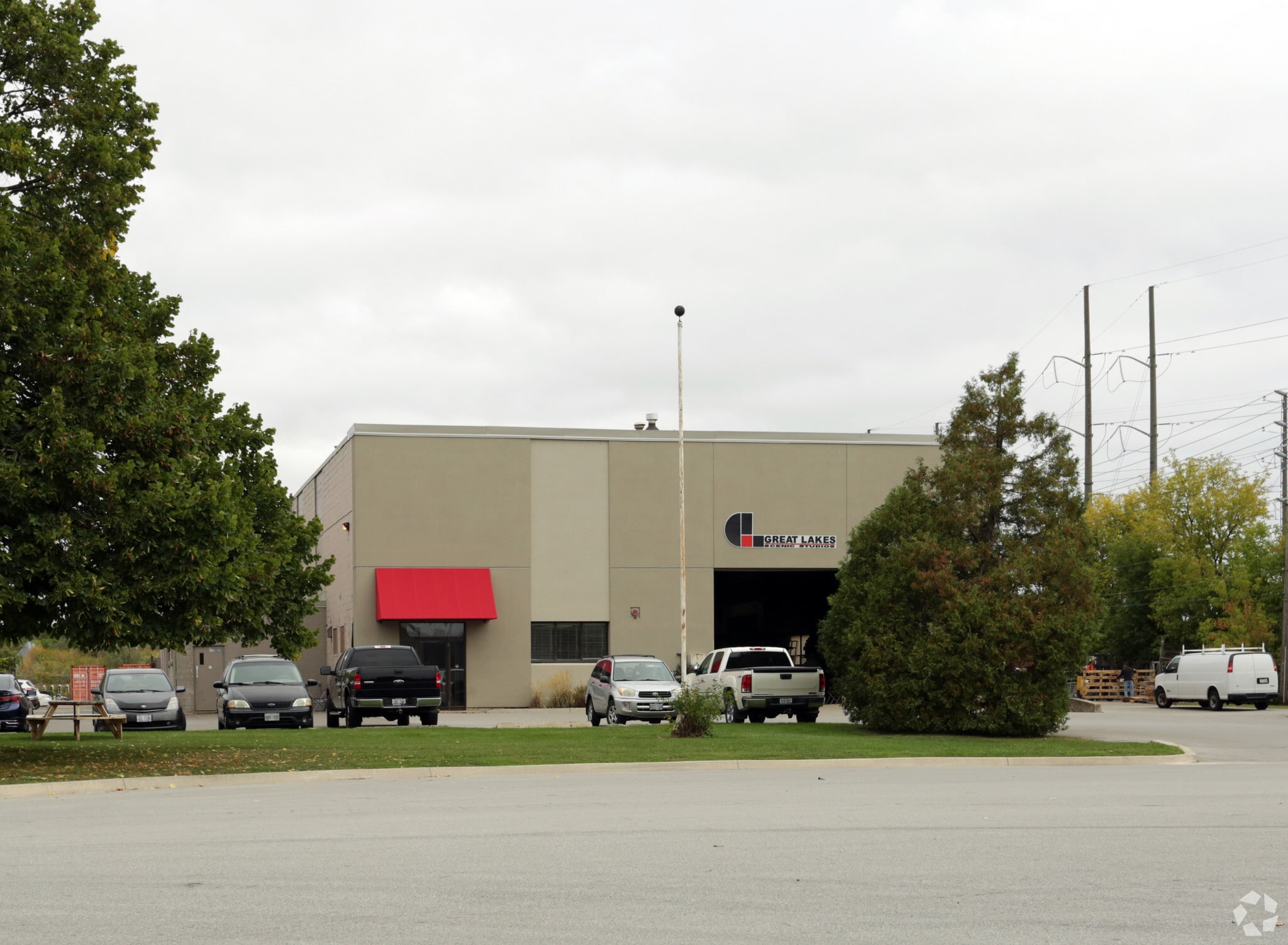 1095 Northside Rd, Burlington, ON for sale Primary Photo- Image 1 of 1