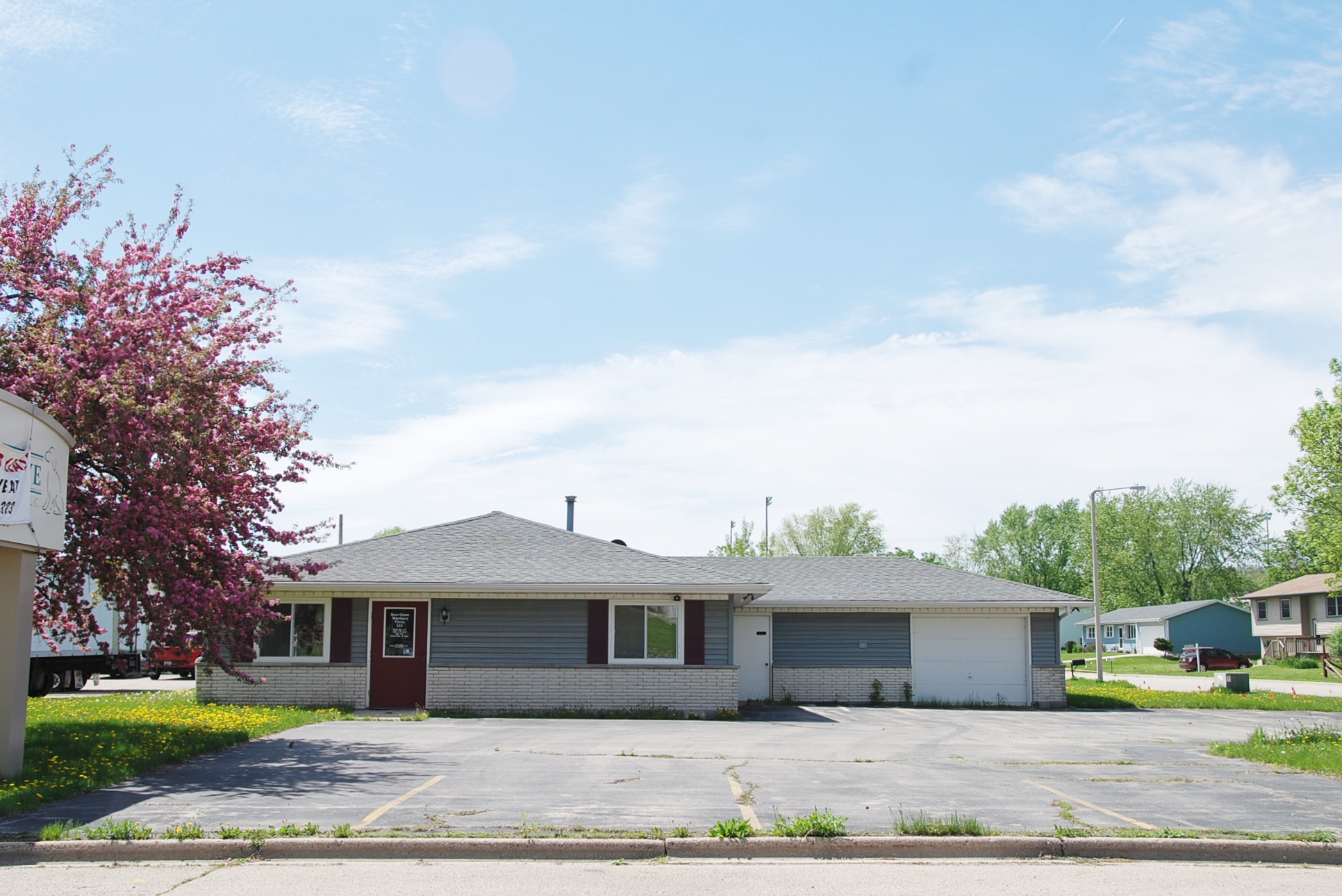 601 S Main St, Deerfield, WI for sale Building Photo- Image 1 of 1