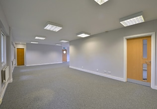 London Rd, Northwich for lease Interior Photo- Image 2 of 6