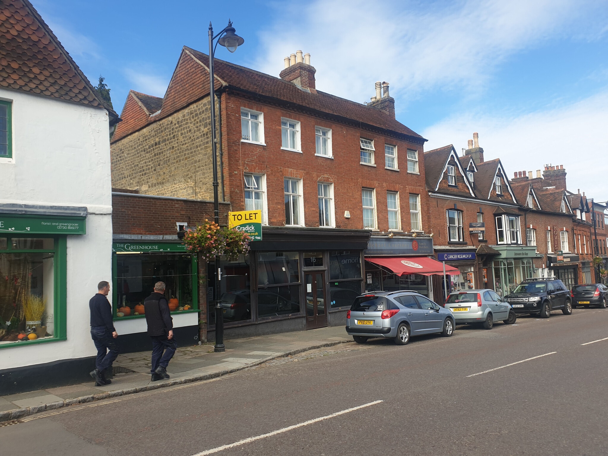 16 North St, Midhurst for sale Building Photo- Image 1 of 1