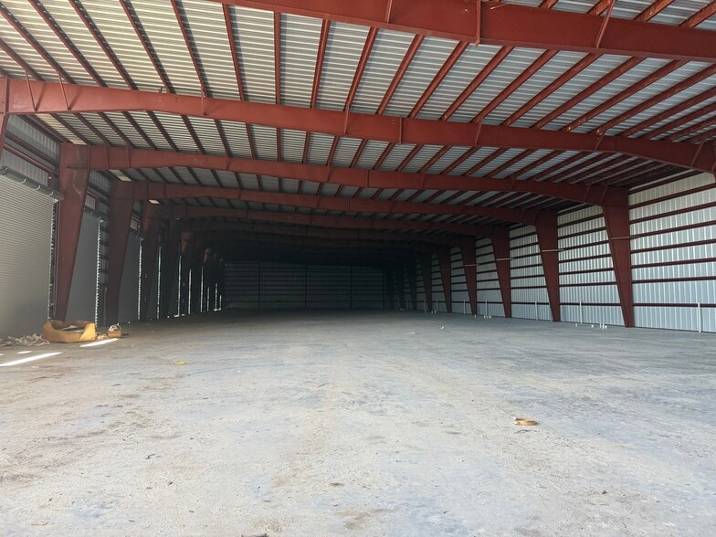 1402-1472 Old Dixie Hwy, Vero Beach, FL for lease - Building Photo - Image 2 of 16