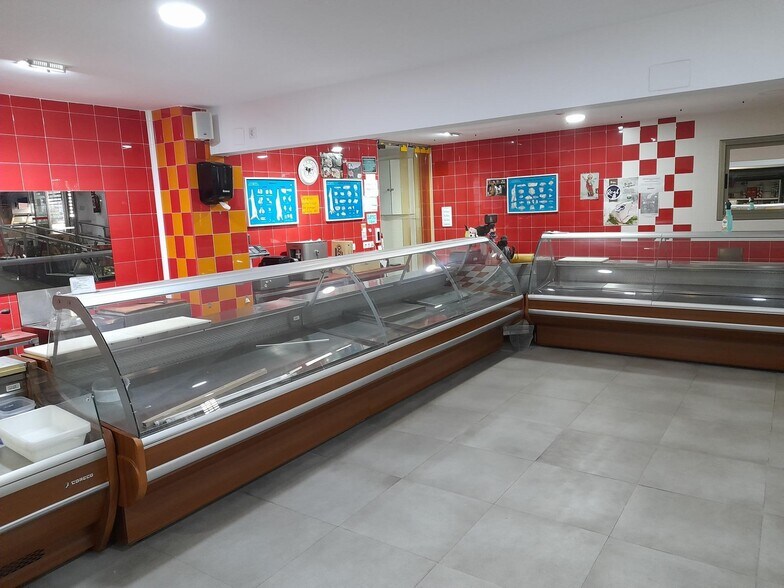 Retail in Cáceres for sale - Building Photo - Image 3 of 18