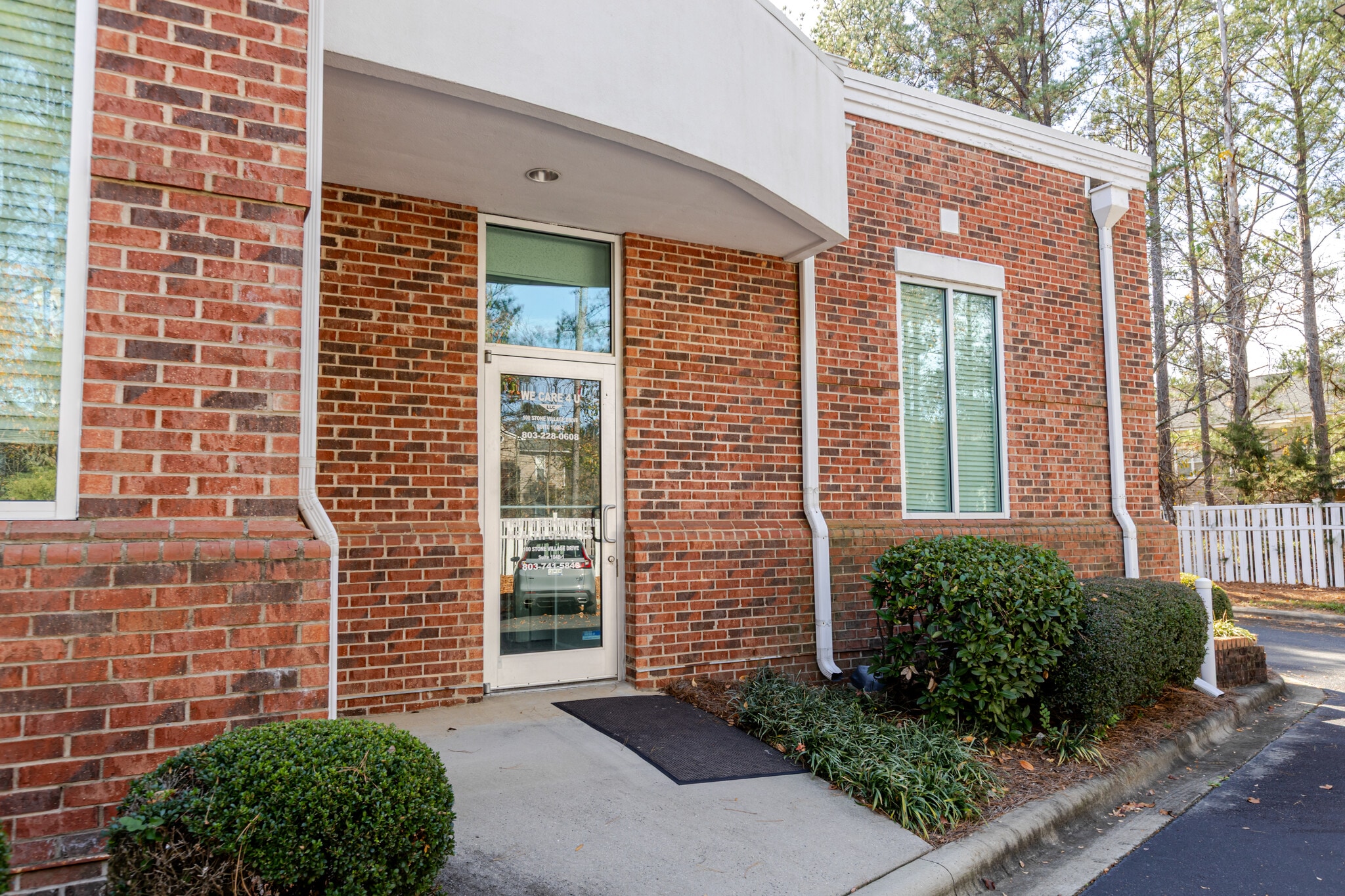 100 Stone Village Dr, Fort Mill, SC for lease Building Photo- Image 1 of 4