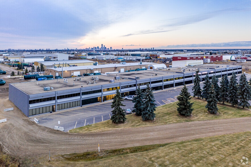 6930 34th St NW, Edmonton, AB for sale - Building Photo - Image 1 of 1