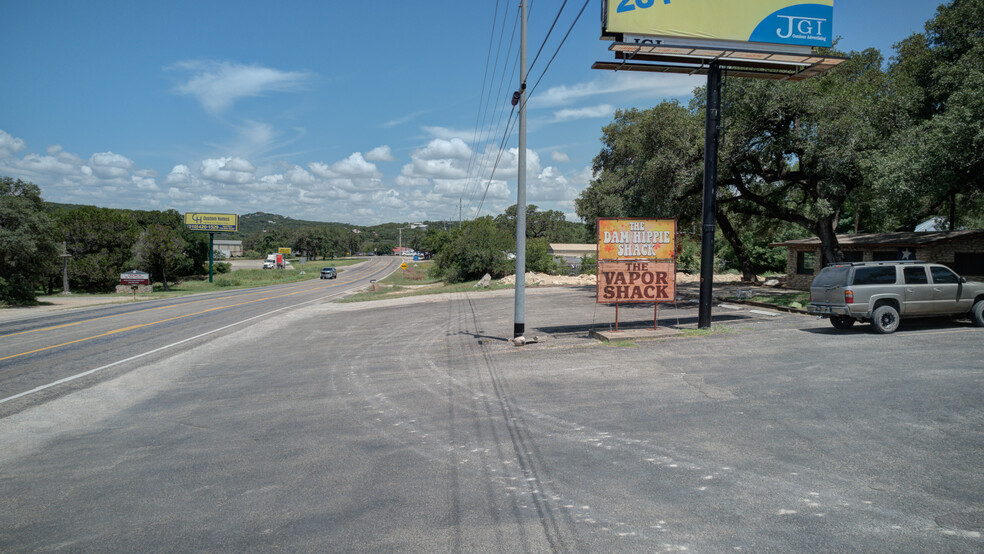 14152 FM 306, Canyon Lake, TX for sale - Primary Photo - Image 1 of 25