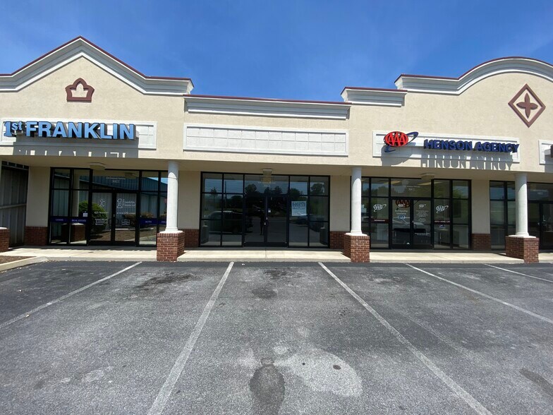 1250 Volunteer Pky, Bristol, TN for lease - Building Photo - Image 1 of 3