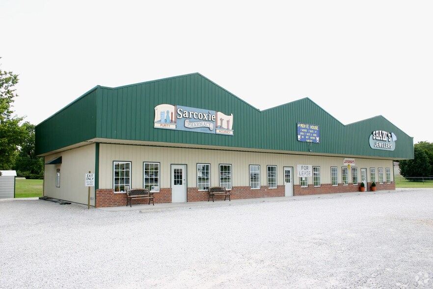 1410 High St, Sarcoxie, MO 64862